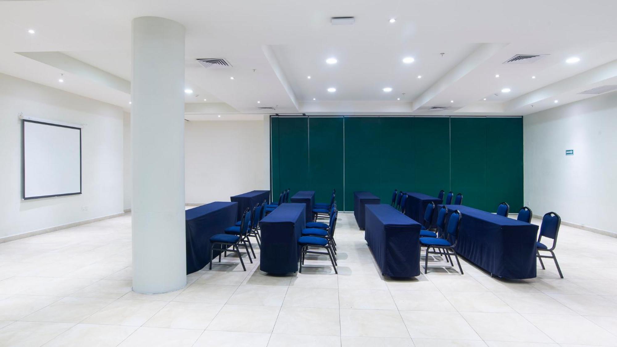 Holiday Inn Express Xalapa By Ihg Exterior foto