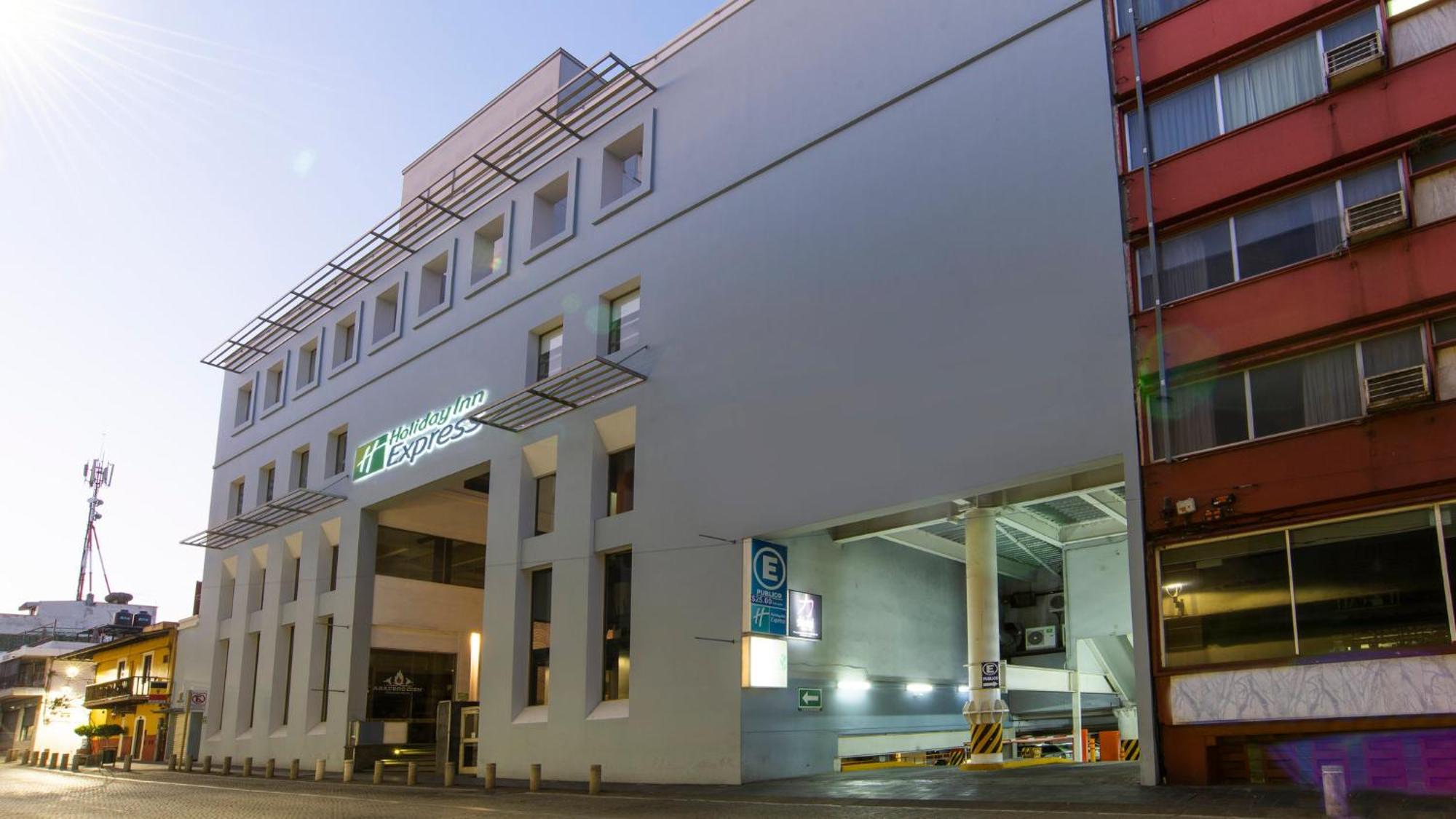 Holiday Inn Express Xalapa By Ihg Exterior foto